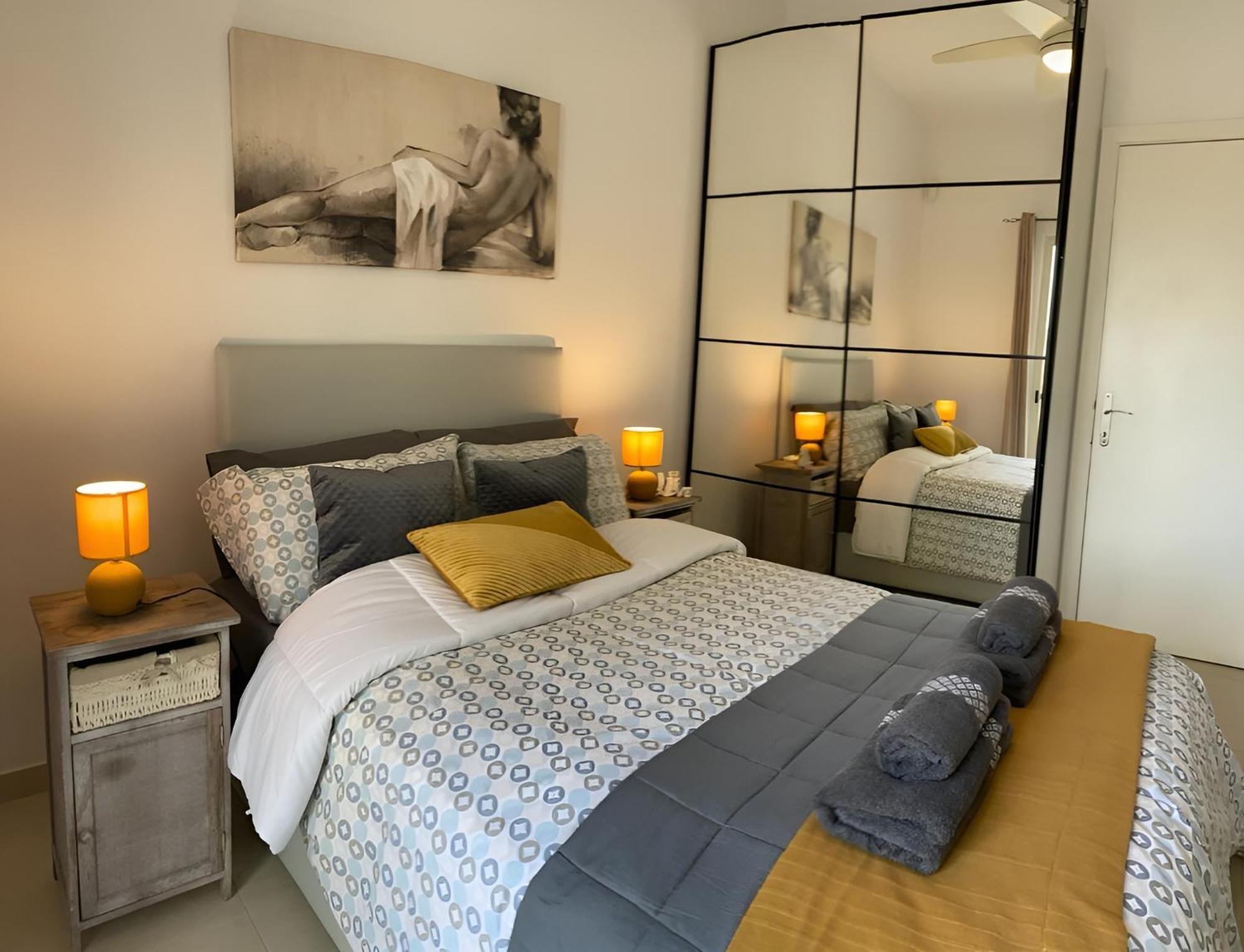 Sliema Cosy Penthouse With Bbq Appartement Buitenkant foto